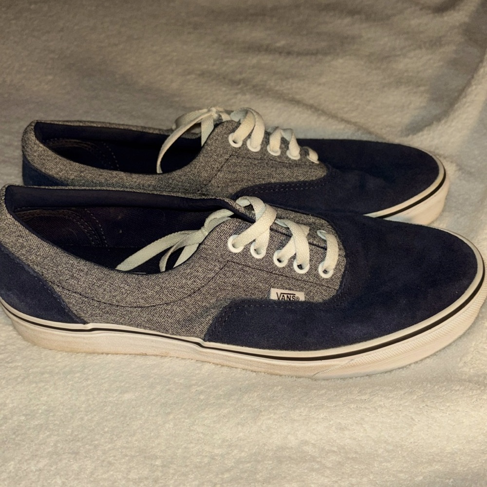 Men’s Vans Off the Walls Casual Shoes